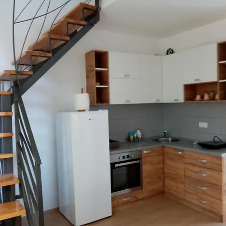 Miduci アパート Vrnjačka Banja